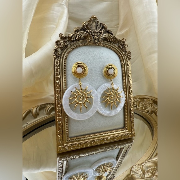 Sunburst Drop Earrings PVD Gold PlatedStainless Steel with Natural Stone… - Picture 15 of 15